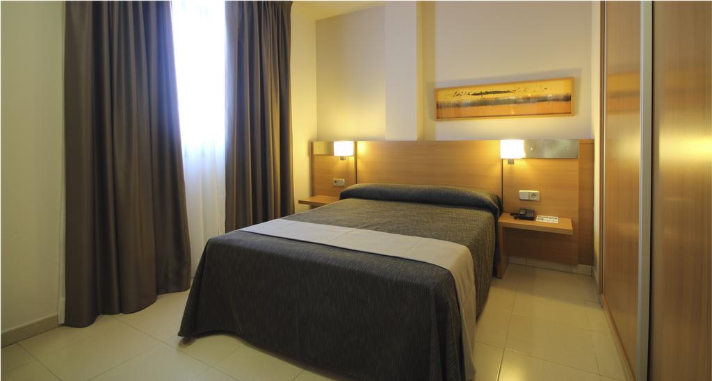 Aqua Hotel Nostre Mar Apartments Pineda de Mar Ngoại thất bức ảnh